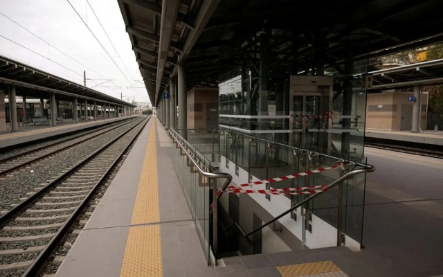 Huelguistas paralizan toda la red ferroviaria por choque de trenes en Grecia