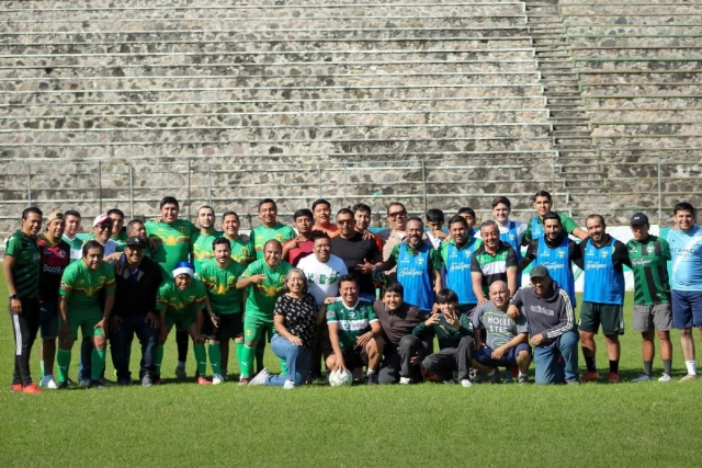 Un ambiente de cordialidad se vivi&oacute; en la &ldquo;cascarita&rdquo; organizada por los directivos del Zacatepec FC para cerrar el a&ntilde;o.