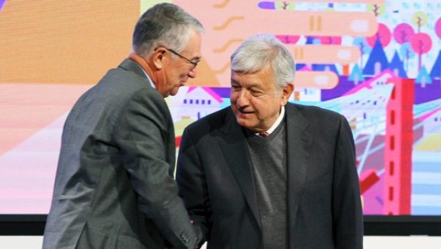 AMLO busca acuerdo con Salinas Pliego para pago de adeudo al SAT