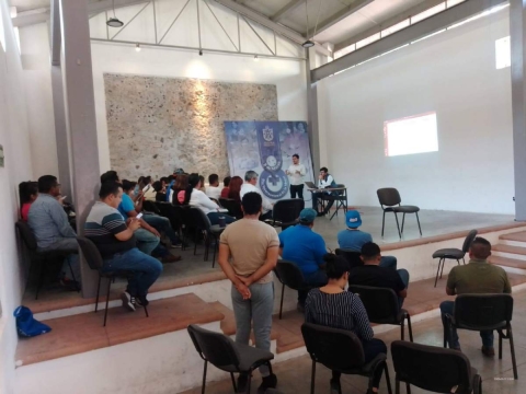 Personal del Ayuntamiento fue capacitado para encargarse de las casillas en las elecciones para autoridades auxiliares de este domingo en Jojutla.