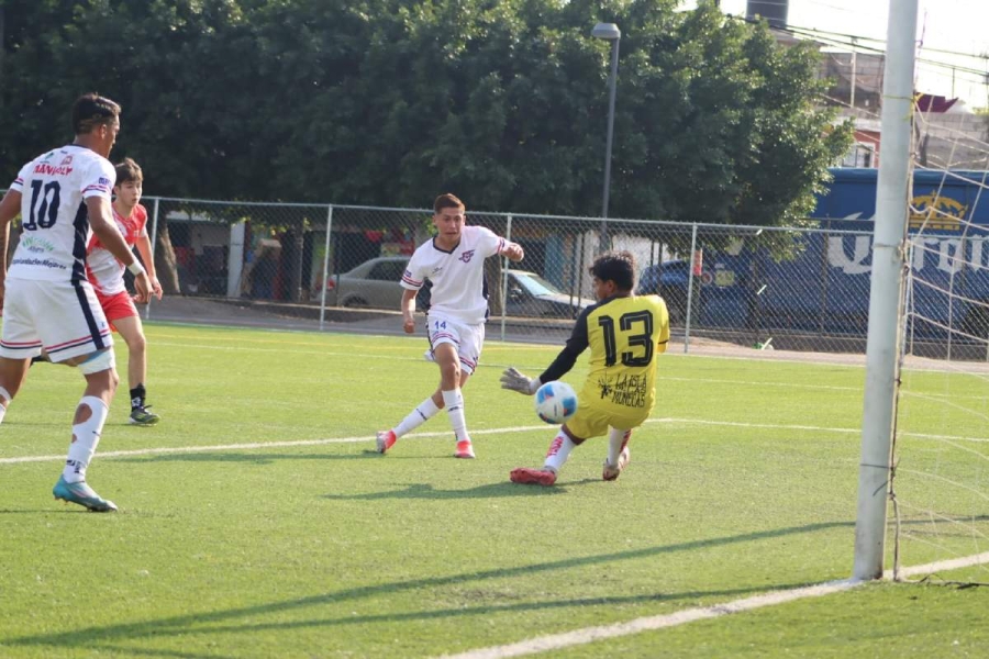 Real Morelos 27 se lució en casa, en una tarde en la que todo le salió bien. 