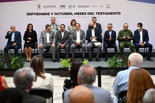 Firma Cuauhtémoc Blanco convenio con notarios para iniciar la campaña &#039;Septiembre y octubre, meses del testamento 2022&#039;