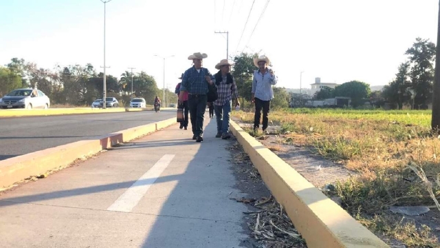 Los activistas partieron desde la casa natal del General Zapata.