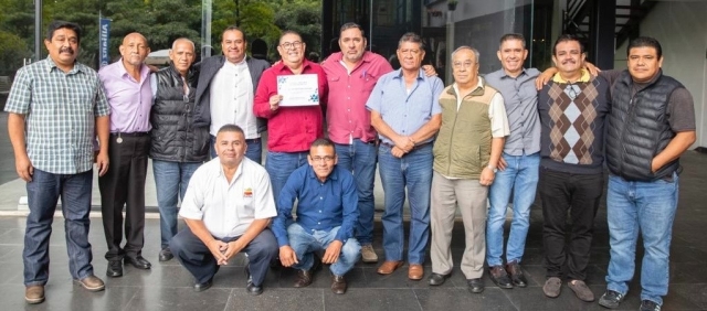 Sostiene Víctor Mercado reunión con transportistas para abordar temas de seguridad