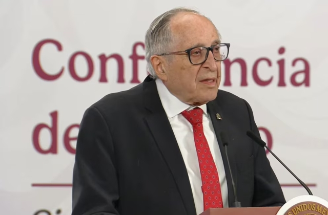 Suman 10 afectados por sueros 'vitaminados' con seis muertes