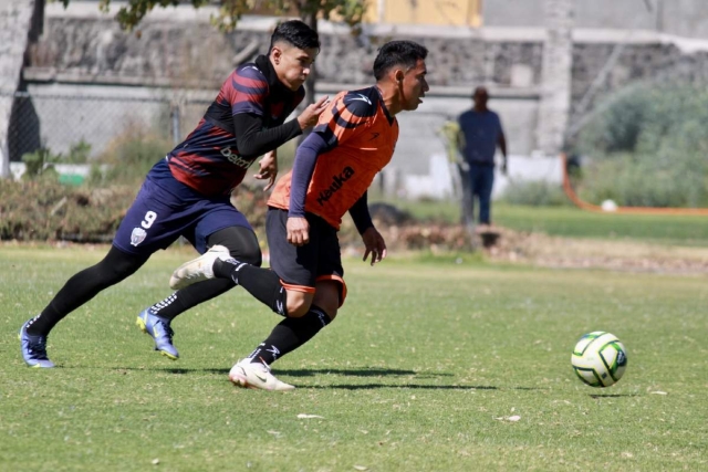 El equipo Escorpiones FC -que lleva 11 puntos en el grupo 3 de la Liga Premier Serie A- se impuso 3-1 al Atlante.