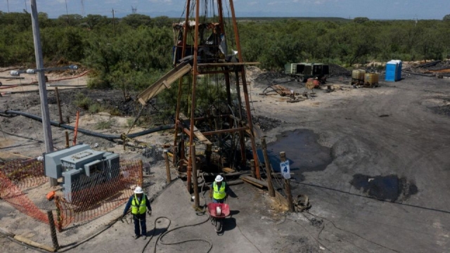 Encuentran cuerpos de 2 mineros atrapados en la mina &#039;El Pinabete&#039;