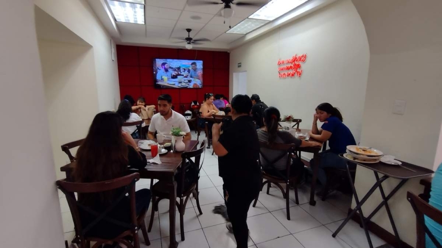 Restauranteros también reportaron aumento en ventas. 