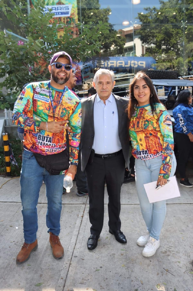 El alcalde de Cuernavaca, José Luis Urióstegui Salgado, dio el banderazo de salida de la Segunda Edición de la Ruta Jumilazo.