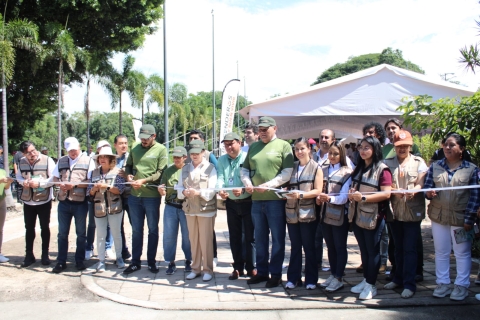 Encabeza gobernadora Margarita González Saravia Caravanas del Pueblo en el municipio de Cuautla.