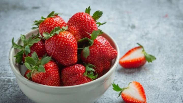 ¿Cómo evitar que las fresas se pudran y duren más tiempo en el refrigerador?