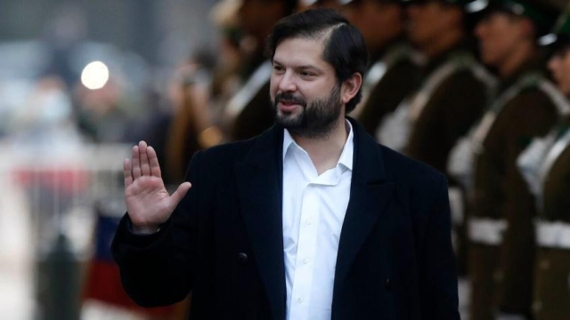 Gabriel Boric ofrece apoyo a AMLO para atender emergencia tras &#039;Otis&#039;