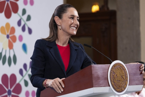 &#039;Estuvo tremendo&#039;, dice Sheinbaum sobre caso Pegasus y Peña Nieto