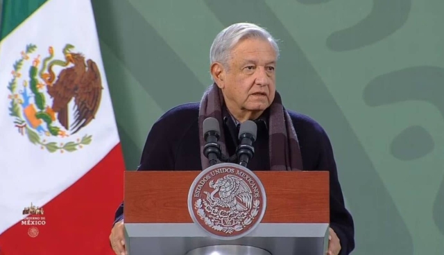 AMLO no descarta aplicar tercera dosis de vacuna COVID-19.