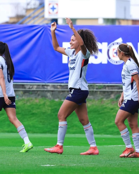 Aerial Chavarin puso arriba a las cementeras al minuto 50.