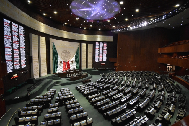 Posponen dictamen de reforma al Infonavit en la Cámara de Diputados
