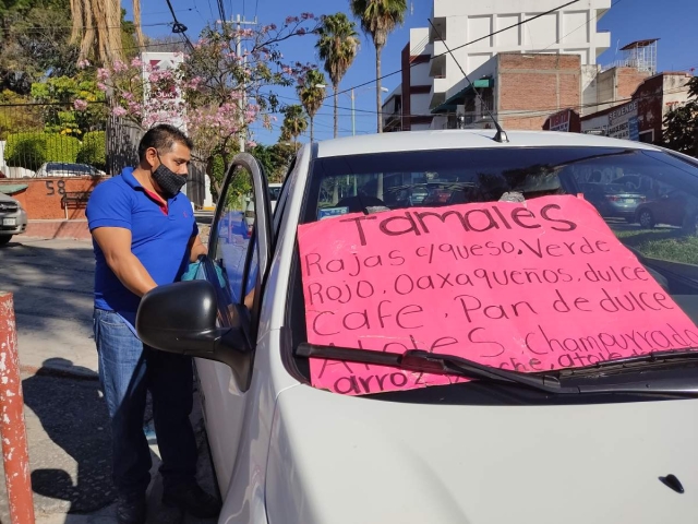 Le va mejor con la venta de tamales 