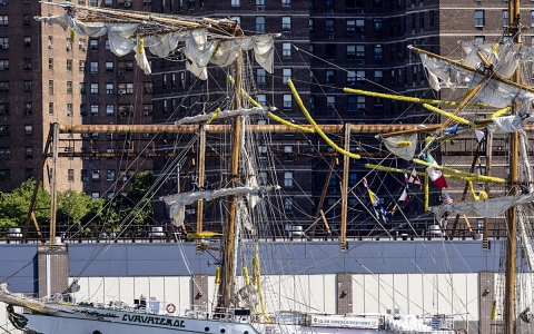 Semar promete &#039;transparencia&#039; en investigación por choque del Buque Cuauhtémoc