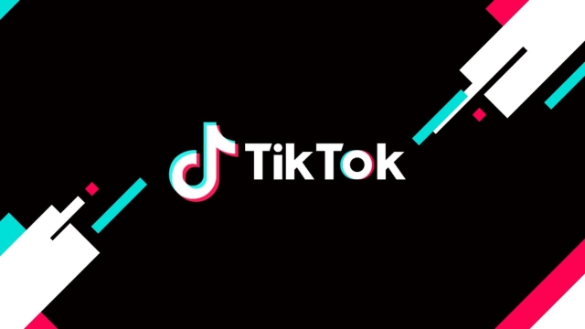 La fiebre TikTok: Niños mexicanos promedian 2 horas diarias de entretenimiento