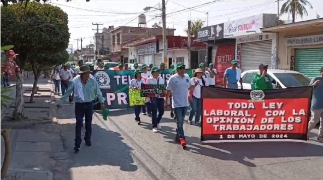 Los telefonistas exigieron la apertura del diálogo social y la solución a sus demandas. Se pronunciaron por la modificación del régimen económico, político y social del país.