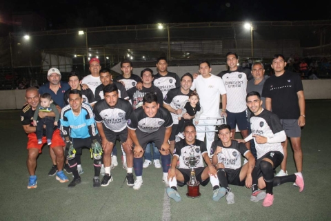 El Black Diamond reaccion&oacute; en el segundo cuarto y termin&oacute; como campe&oacute;n del torneo.