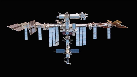 Laboratorio que orbita la Tierra, símbolo de cooperación global