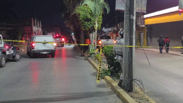 Decenas de elementos de diversas corporaciones acudieron al sitio.