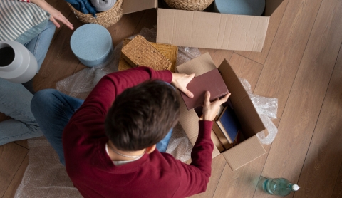 Menos es más: seis cosas que acumulas sin sentido y que es hora de dejar ir