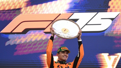 Lando Norris gana el Gran Premio de Australia mientras Verstappen y Lawson enfrentan dificultades
