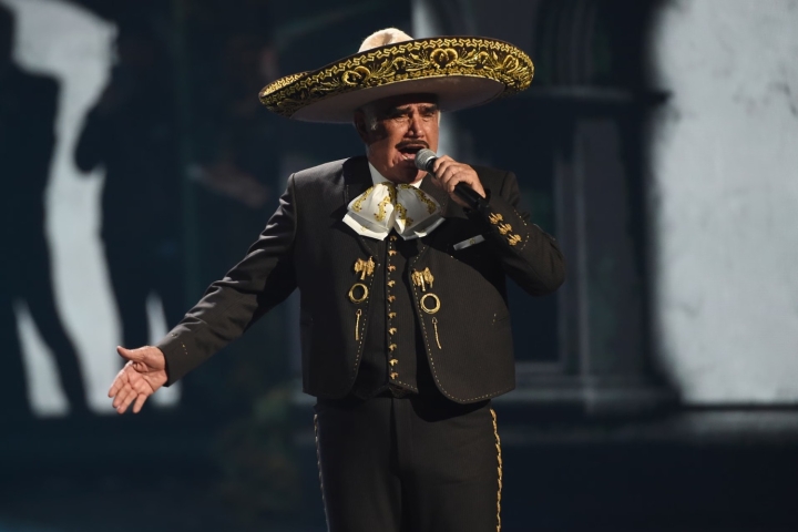 Lanzar&aacute;n disco p&oacute;stumo de Vicente Fern&aacute;ndez con 25 colaboraciones y material in&eacute;dito en 2026