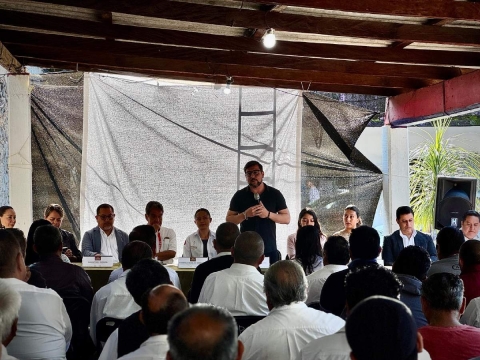 Autoridades estatales pusieron en marcha los cursos de capacitación para transportistas. 