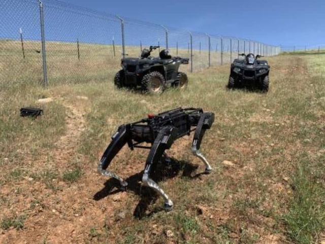 EUA vigilará la frontera con México con perros robots