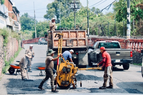 Cuernavaca refuerza el programa de bacheo con brigadas dominicales y turnos extendidos