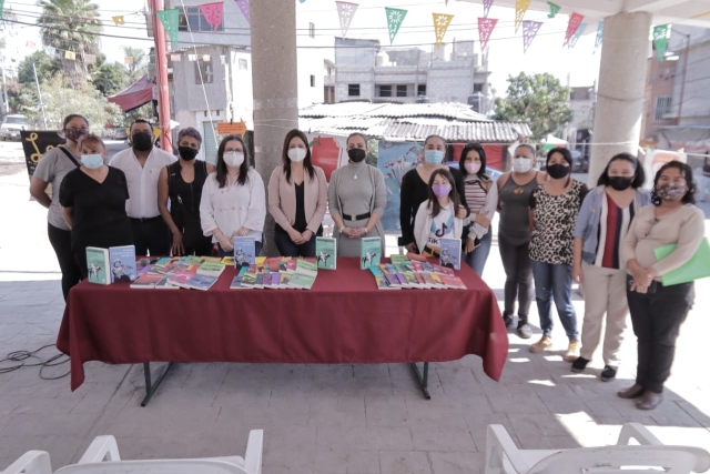 Inician en Patios de la Estación círculos de lectura comunitarios