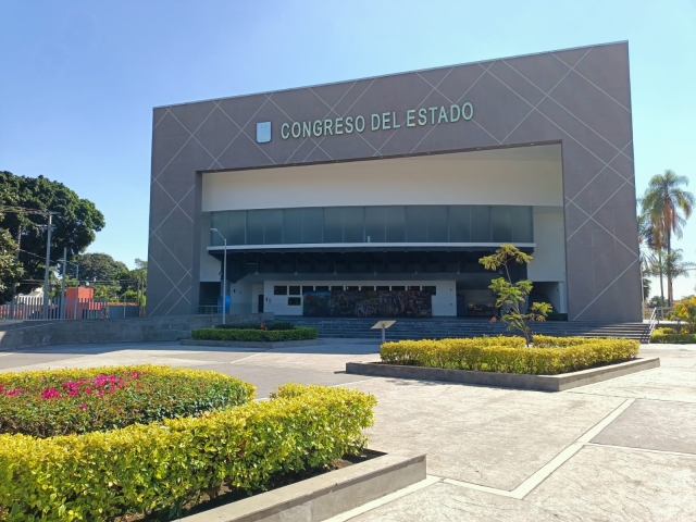 Entrega Ejecutivo a Congreso local terna para designar a un nuevo fiscal general estatal