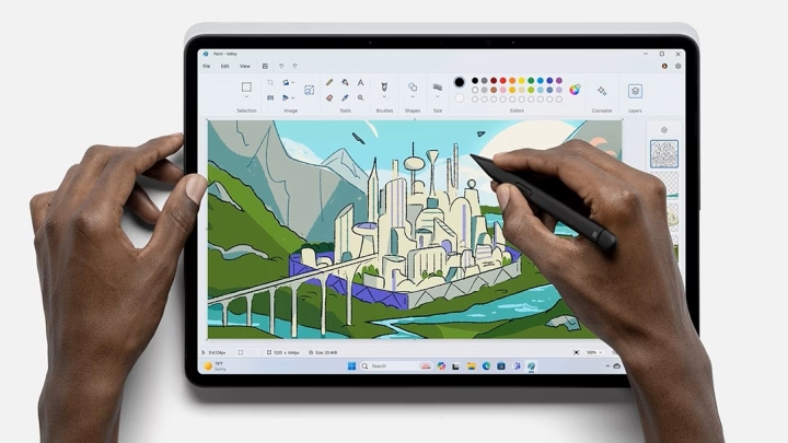 Microsoft impulsa Paint con IA: llega &#039;Restyle&#039;, la nueva función para cambiar el estilo de imágenes con un clic