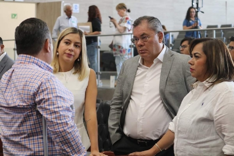 Congreso no autorizará créditos a largo plazo: Gordillo 