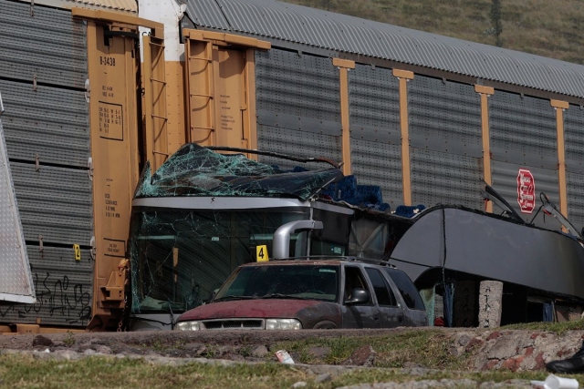 Detienen en Michoacán a chofer del autobús arrollado por tren en Atlacomulco
