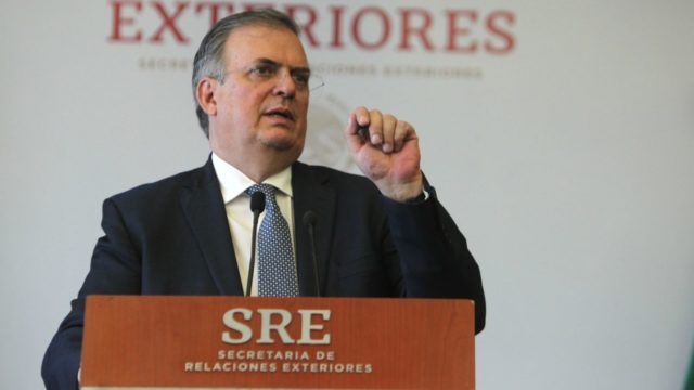 El canciller Ebrard comparte su WhatsApp: Escríbeme y te contesto