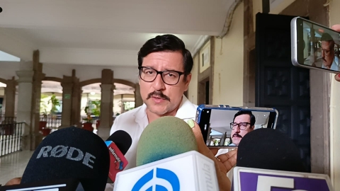 Comenzarán operativos contra taxis que prestan servicio de colectivo en la zona metropolitana