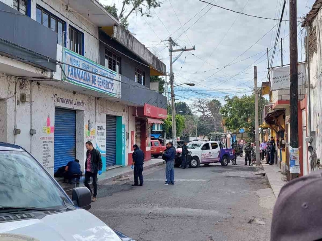 El hombre quedó sin vida afuera de una carnicería.