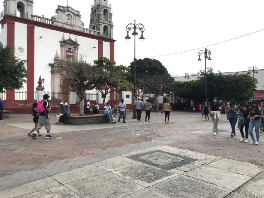 En días recientes, el zócalo ha lucido sin vendedores ambulantes.