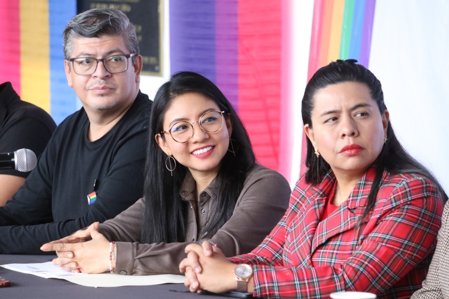 Encabeza diputada Brenda Espinoza evento 'Somos Orgullo', acompañada de la comunidad LGBTTTQI+