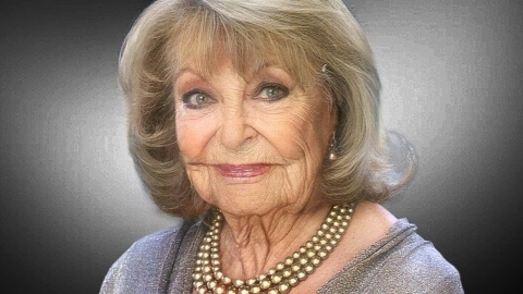 Elsa Cárdenas narra su romance fugaz con Elvis Presley