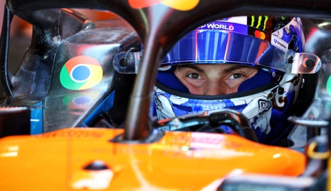 Piastri lidera la segunda práctica del GP de Bahréin 2025