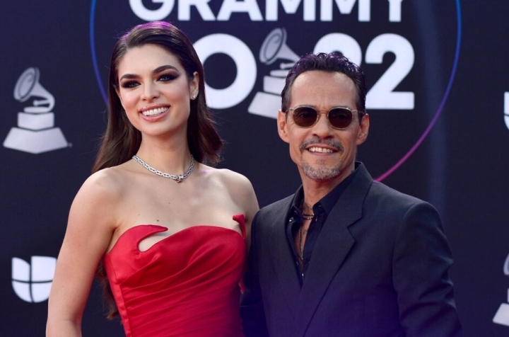 Marc Anthony y Nadia Ferreira van a ser padres