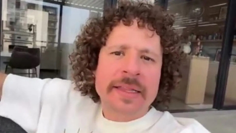 Luisito Comunica se disculpa por minimizar marcha contra la gentrificación y respalda segunda movilización, aunque no asiste