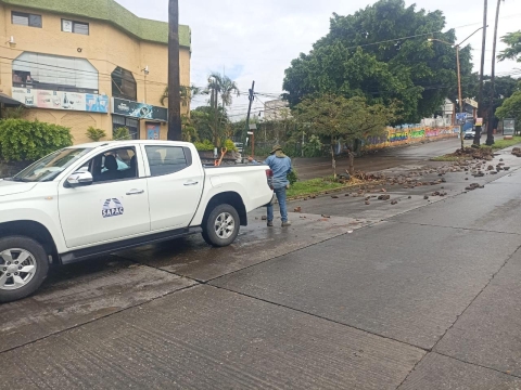 Atiende SAPAC afectaciones en avenida Vicente Guerrero tras lluvias