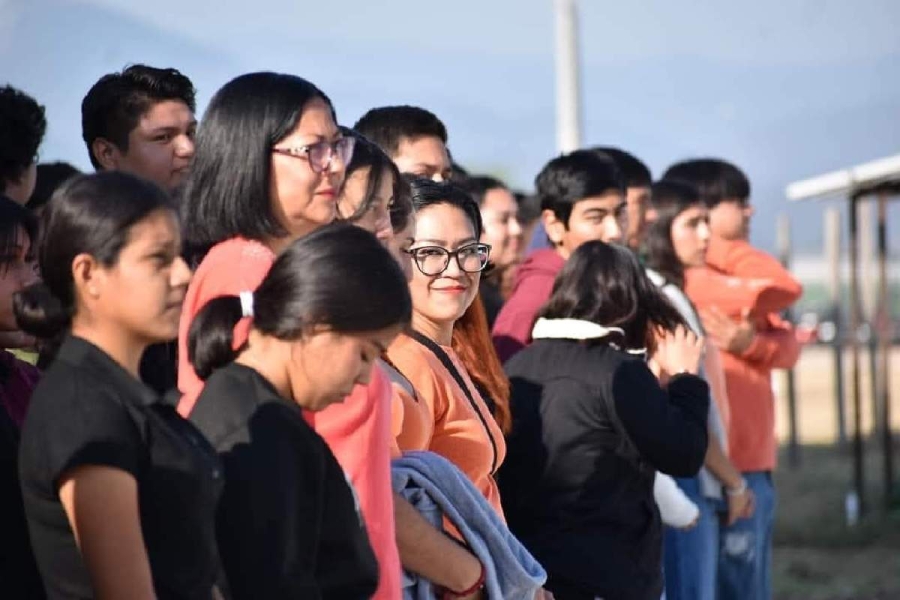 Los alumnos se sumaron al acto conmemorativo, este 25 de noviembre.
