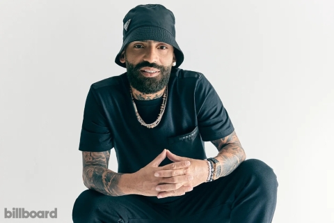 Arcángel sorprende a joven emprendedora y en redes aplauden su gesto de apoyo